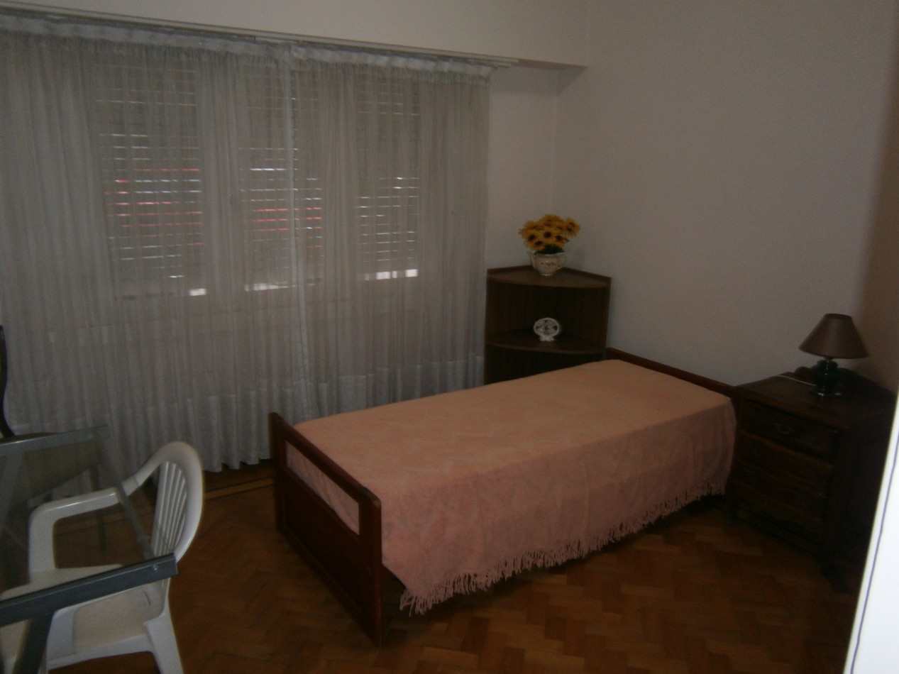 Oficina con vivienda