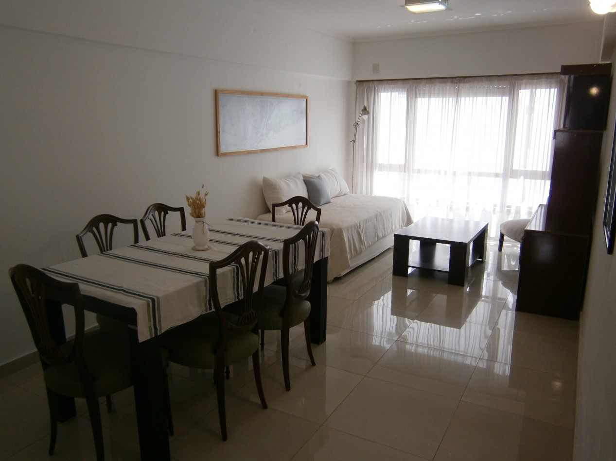 Excelente 2 ambientes La Perla