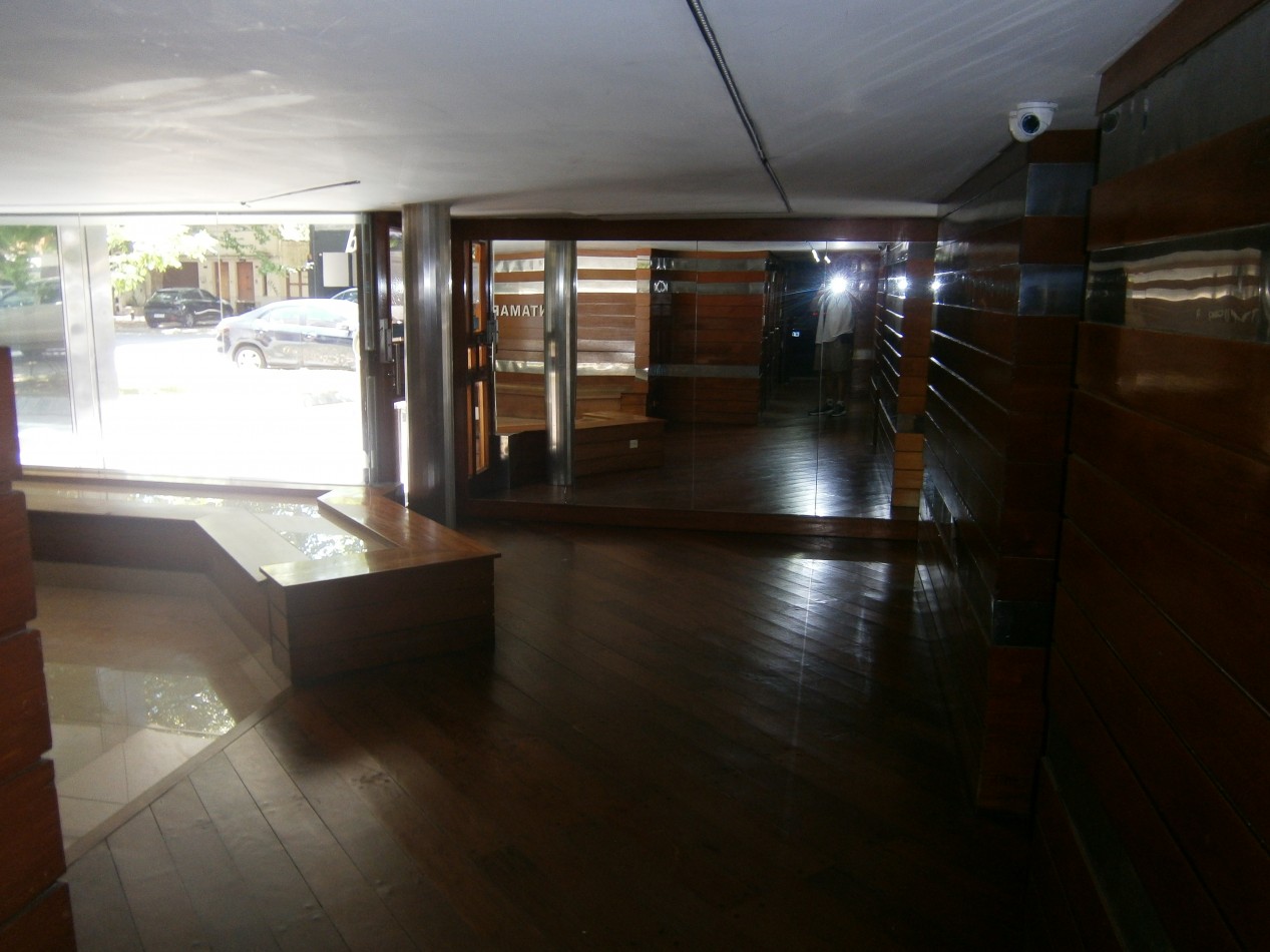 Excelente inmueble al frente en lo ,mejor de La Perla