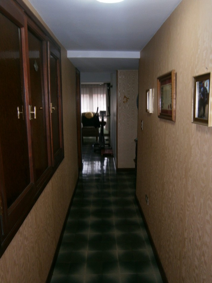 3 ambientes externo con cochera cubierta La Perla.