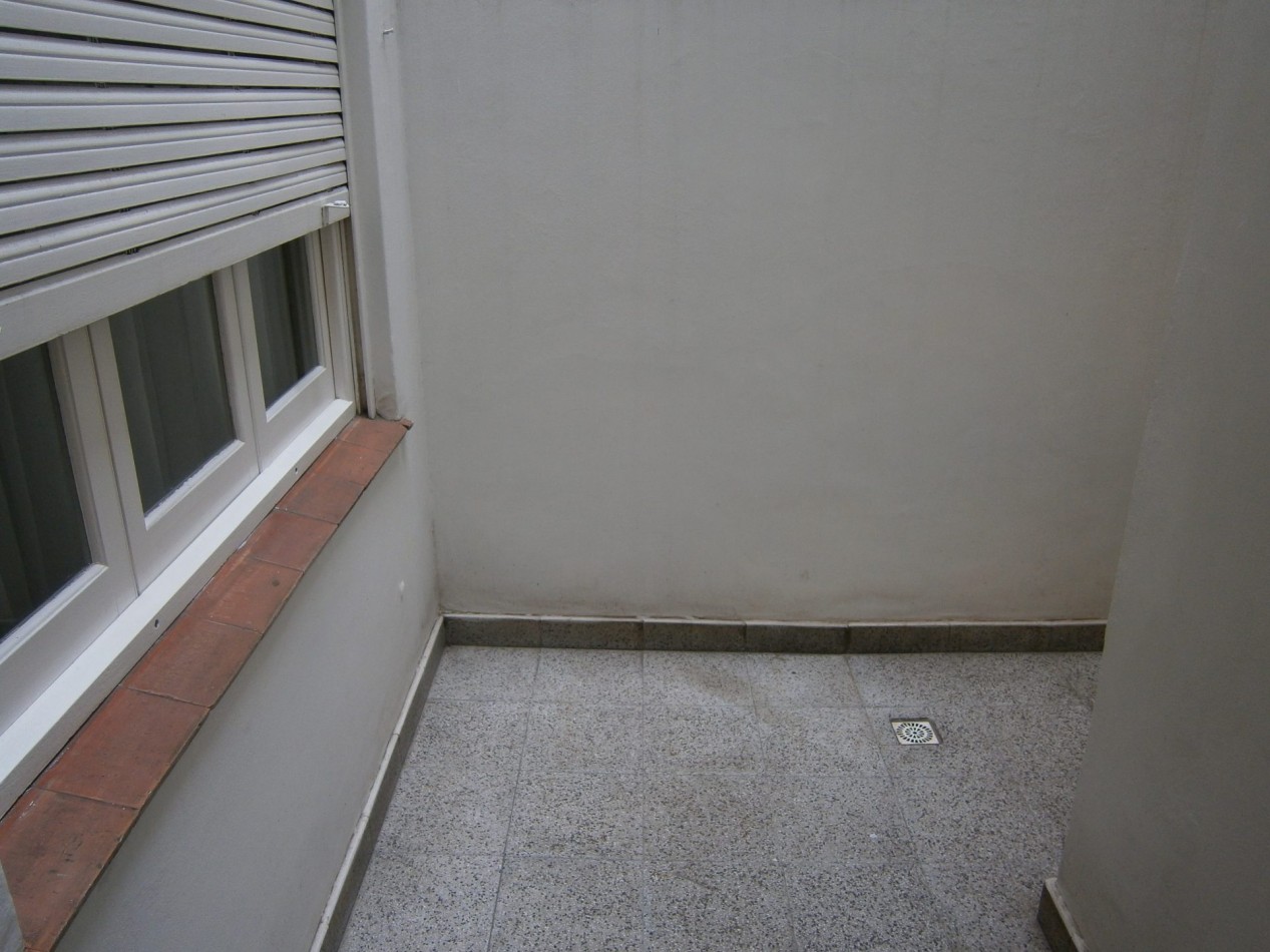 Local con Vivienda