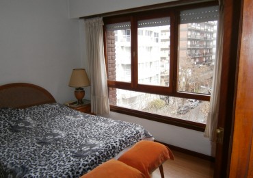 3 ambientes externo con cochera cubierta La Perla.