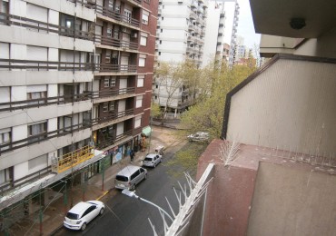 Alquiler 24 meses 2 ambientes externo La Perla